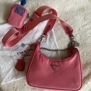 Nylon Re-Edition 2005 shoulder bag pink